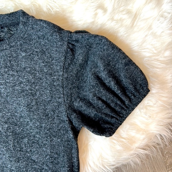 Cute, charcoal, elevated short sleeved top - Picture 2 of 4